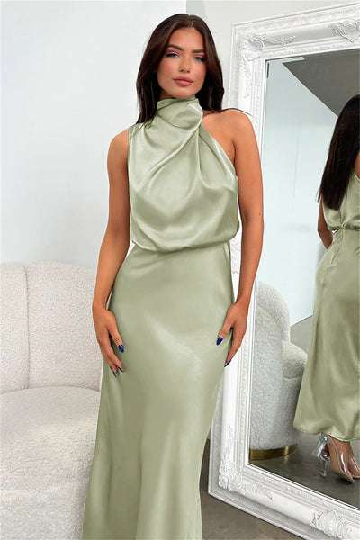 Vestido Midi Satinado Verde con Cuello Halter