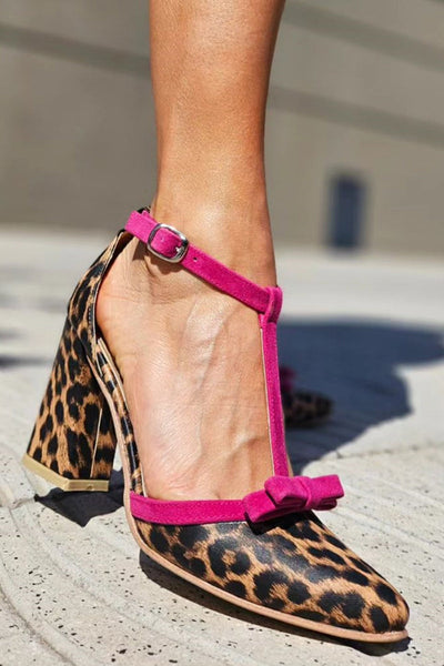 Zapatos de mujer – Animal print con detalles fucsia elegantes