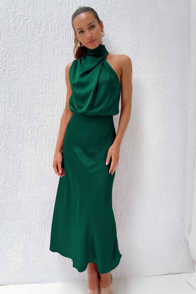 Vestido Midi Satinado Verde con Cuello Halter