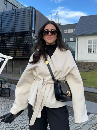 Chaqueta “Hilda” – Sofisticación relajada con estilo nórdico