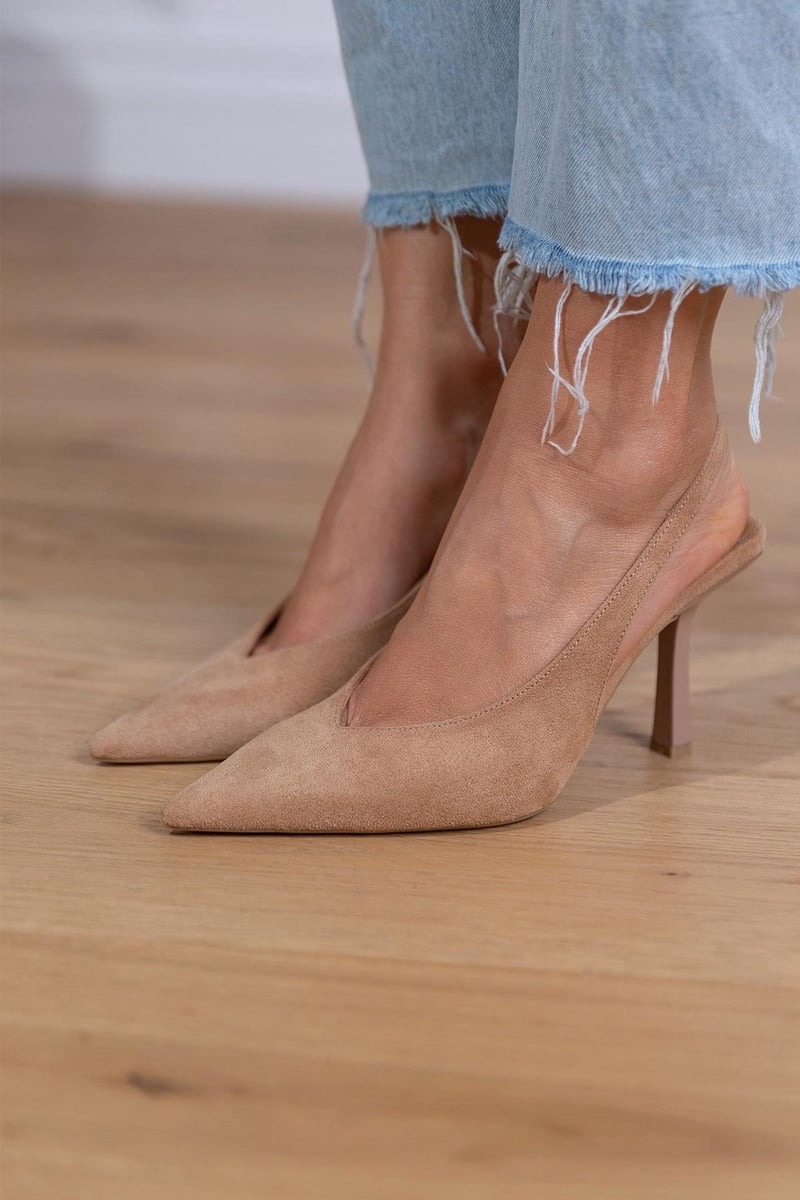 Zapatos de mujer – Elegancia nude que estiliza al instante