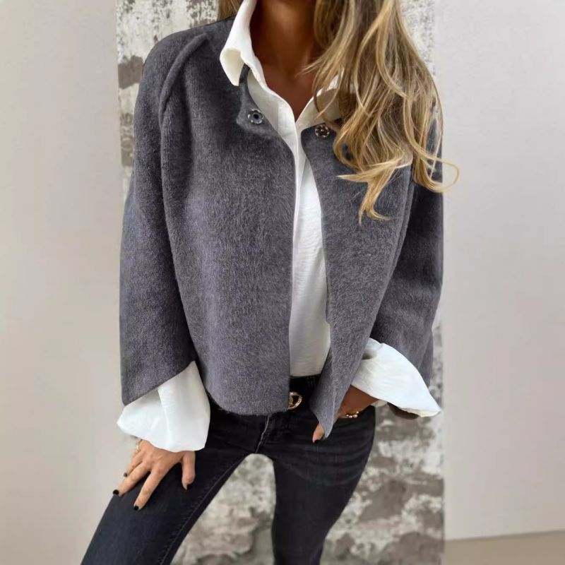 Chaqueta de mujer – Elegancia suave con espíritu madrileño